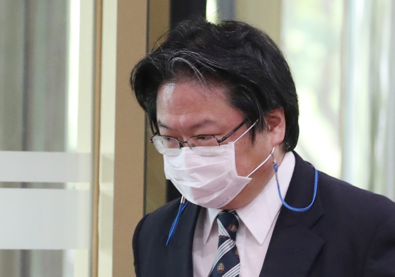일본 일간지 '요미우리'는 19일 "일본 정부가 문대통령울 겨냥해 성적 발언을 한 소마 주한공사를 경질할 방침"이라고 보도했다. / 사진=연합뉴스